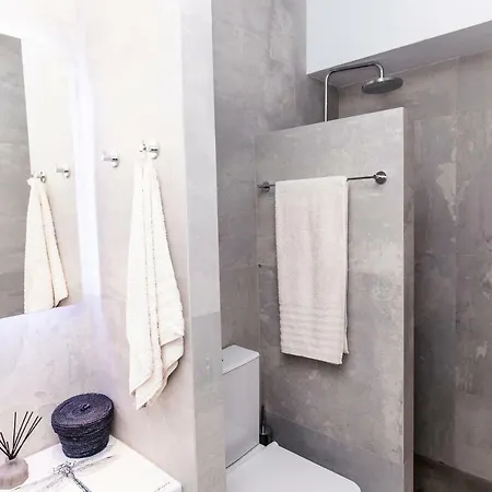 Apartment Sweet Flora In Vouliagmeni *
