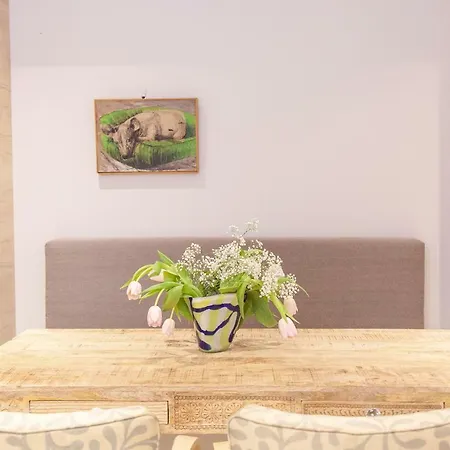 Apartment Sweet Flora In Vouliagmeni *