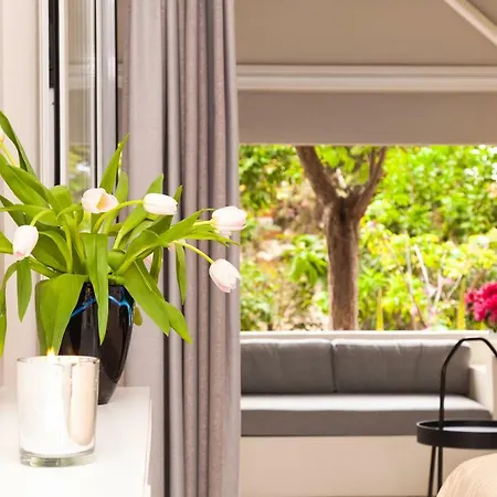 Sweet Flora In Vouliagmeni *